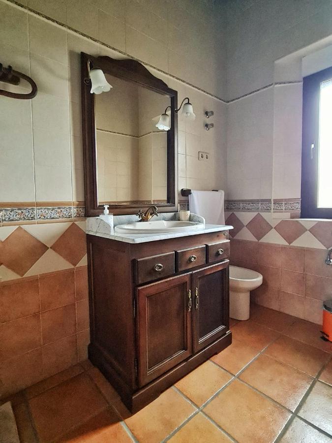 Casa Rural En Candeleda Con Piscina Y Un Maravilloso Jardin Exterior photo